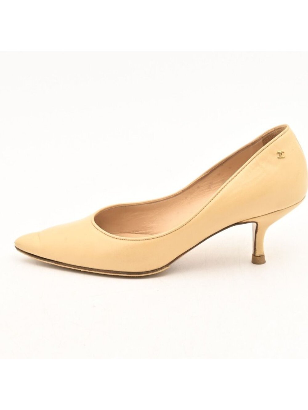 Chanel Pumps Beige CC Logo Leather Heels